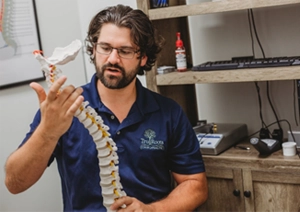 Chiropractor Mt. Juliet TN Evan Pridmore With Spine